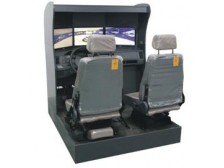 TYM-9型真車感受的汽車駕駛模擬器（三屏）