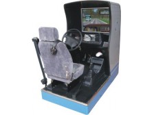 TYM-9型真車感受的汽車駕駛模擬器